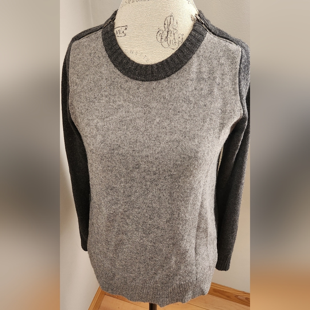 J.Crew women's grey colorblock crew neck sweater with zippers in size S